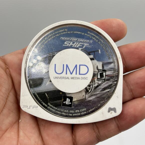 Need for Speed: Shift (Sony PSP, 2009) Tested & Working! - Picture 2 of 4